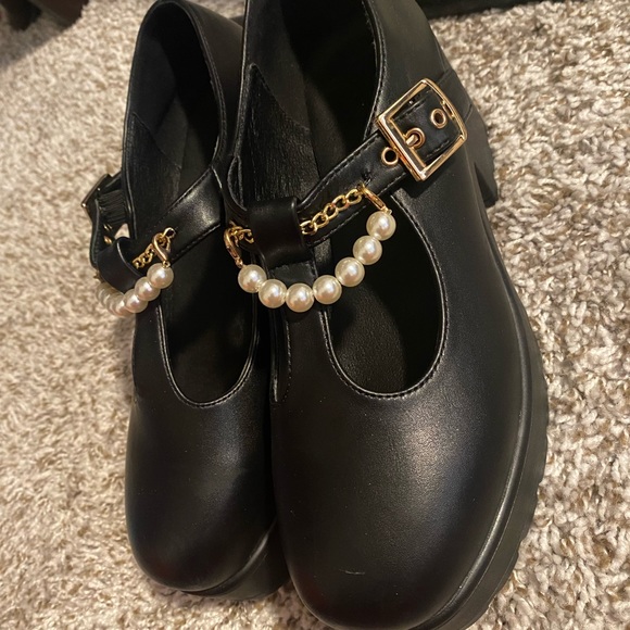 Mary Janes - Picture 2 of 6